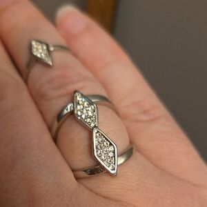 Elegant Silver Diamond Ring